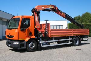 RENAULT MIDLUM GRU PALFINGER