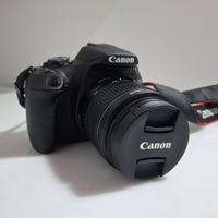 Canon eos 2000D 