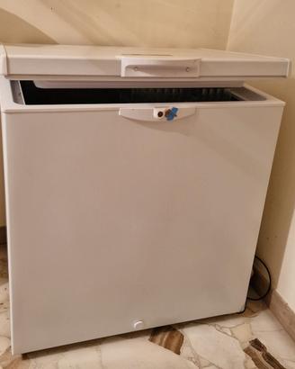 Pozzetto congelatore Indesit 