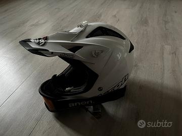 Airoh Aviator TRATTABILE