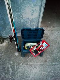 canne da pesca e porta accessori