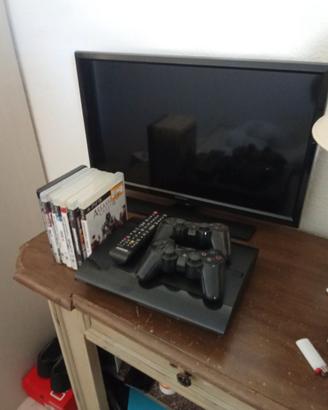 PS3 500 GB più TV schermo piatto 22"