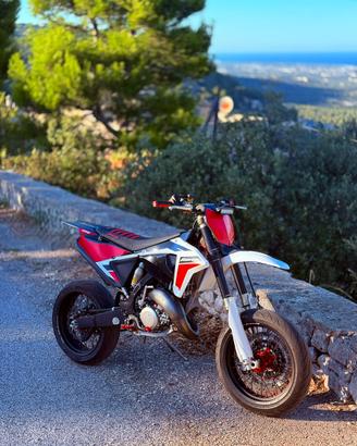 Fantic XE 125 Motard