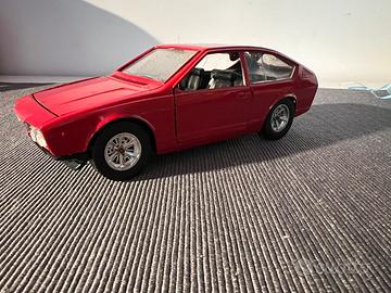 Alfa Romeo Alfetta GTV Bburago 1:24 vintage