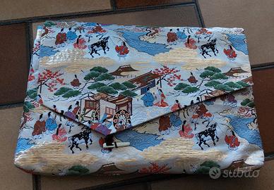 Borsa giapponese realizzata con kimono antico