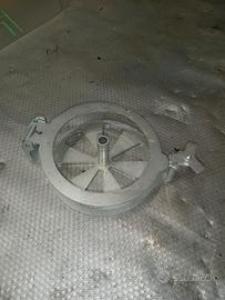 attrezzo per incollaggio gomme