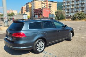 VOLKSWAGEN Passat Var.Bs. 1.4 TSI DSG Highline EF