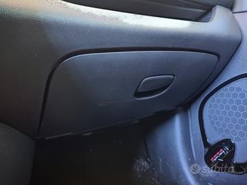 Cassetto portaoggetti RENAULT CLIO del 2018