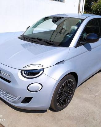 FIAT 500 Hybrid Hybrid Icon CBC