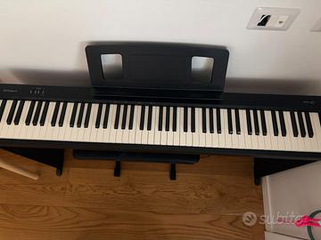  Pianoforte Digitale Roland FP-10 BK Black