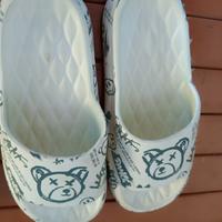 ciabatte da uomo e cinturini per orologio