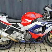 HONDA CBR 900 RR Fireblade