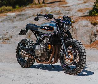 Honda Hornet Café Racer/Scrambler – Iscritta ASI