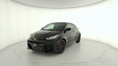 TOYOTA GR Yaris 1.6 Circuit dat-8