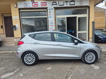 NEW FORD FIESTA ANNO 2018 SOLI KM 90000 CERTIFICAT
