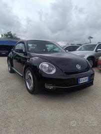 Volkswagen Maggiolino 2012  1.6 TDI 105cv