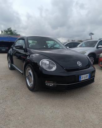 Volkswagen Maggiolino 2012  1.6 TDI 105cv