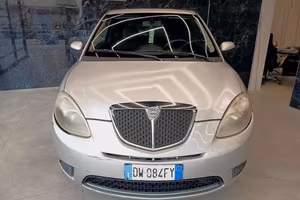 LANCIA Ypsilon 1.2 Platino