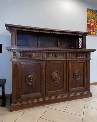 credenza in noce