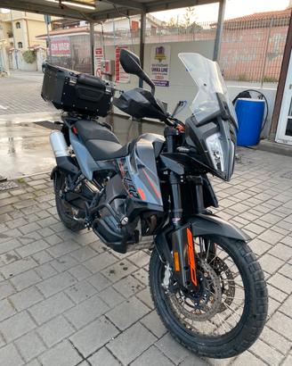 KTM 890 Adventure  2021