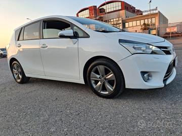 Toyota Verso 1.6 D-4D Style 7 Posti-TETTO-NAVIGATO