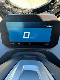 Moto scooter BMW nuova