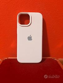 cover in silicone iPhone 15