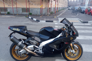 Aprilia Rsv1000, 128cv '7'02 Ohlins, 39kkm