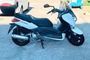 Yamaha XMAX 250cc anno 2012 km 24.500