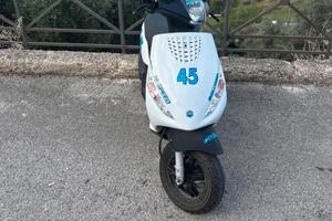 piaggio zip 4 T