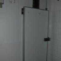 Cella frigorifera professionale con binari e ganci