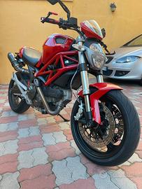Ducati monster 696 A2