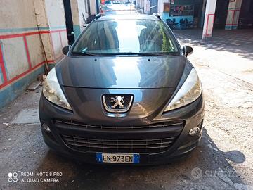 Peugeot 207 1.6 8V HDi 93CV SW Ciel Allure