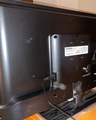 TELEFUNKEN LED TV 32” con Fire TV Stick