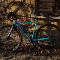 bicicletta gravel cube cross race pro