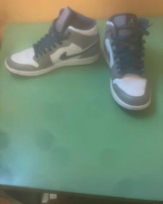 Scarpe nike air jordan 1 mid