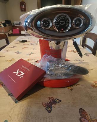 macchina caffè Illy X7.1