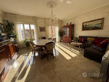 Appartamento di 116 m² con 5 locali a Sanremo