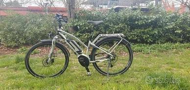 Bici elettrica ATALA B-Tours con Motore - Bosch.