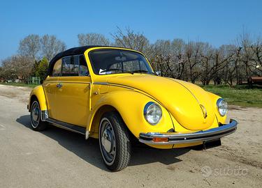 Maggiolone d'epoca Cabrio 1976 Giallo