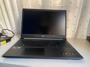 Acer aspire 7 notebook