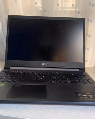 Acer aspire 7 notebook