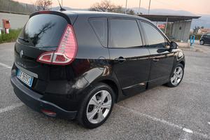 Renault scenic 1,5 dci 110 cv anno 2009 