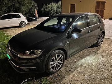 Volkswagen Golf 7.5 2017 TGI 1.4 110CV EXECUTIVE