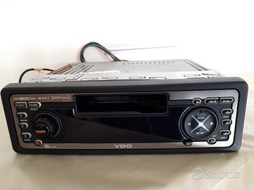 Autoradio VDO + CD Changer a 6 cd