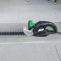 Tagliasiepe elettrico a filo Bosch