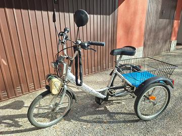 triciclo tre ruote Pegasus elettrico