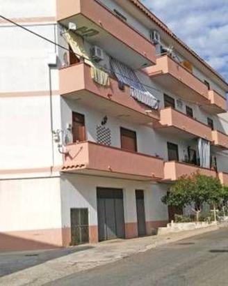 Appartamento di 150 m² con 4 locali a Furnari