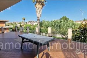 Appartanvilla 60mq con terrazza a Fondachello