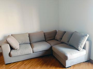 Divano con letto matrimoniale 